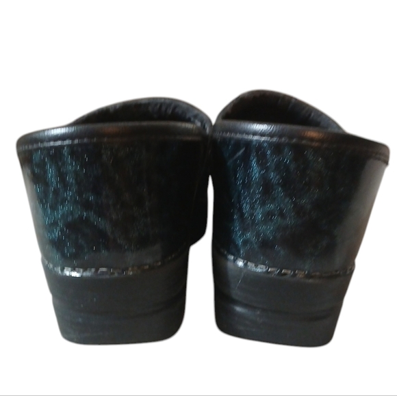 Dansko Blue/Green Marbled Tie Dye Patterned Professional Clogs Women's size 9 - Picture 9 of 12